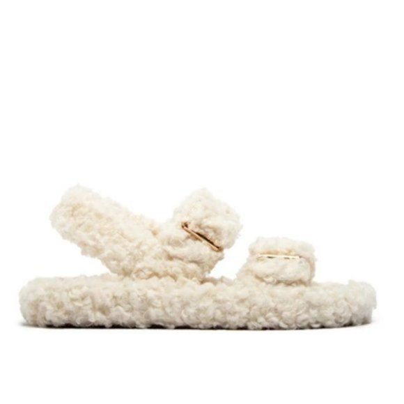 !! NEW !! Teddy Faux Sherpa Sandals in Cream - Picture 3 of 4